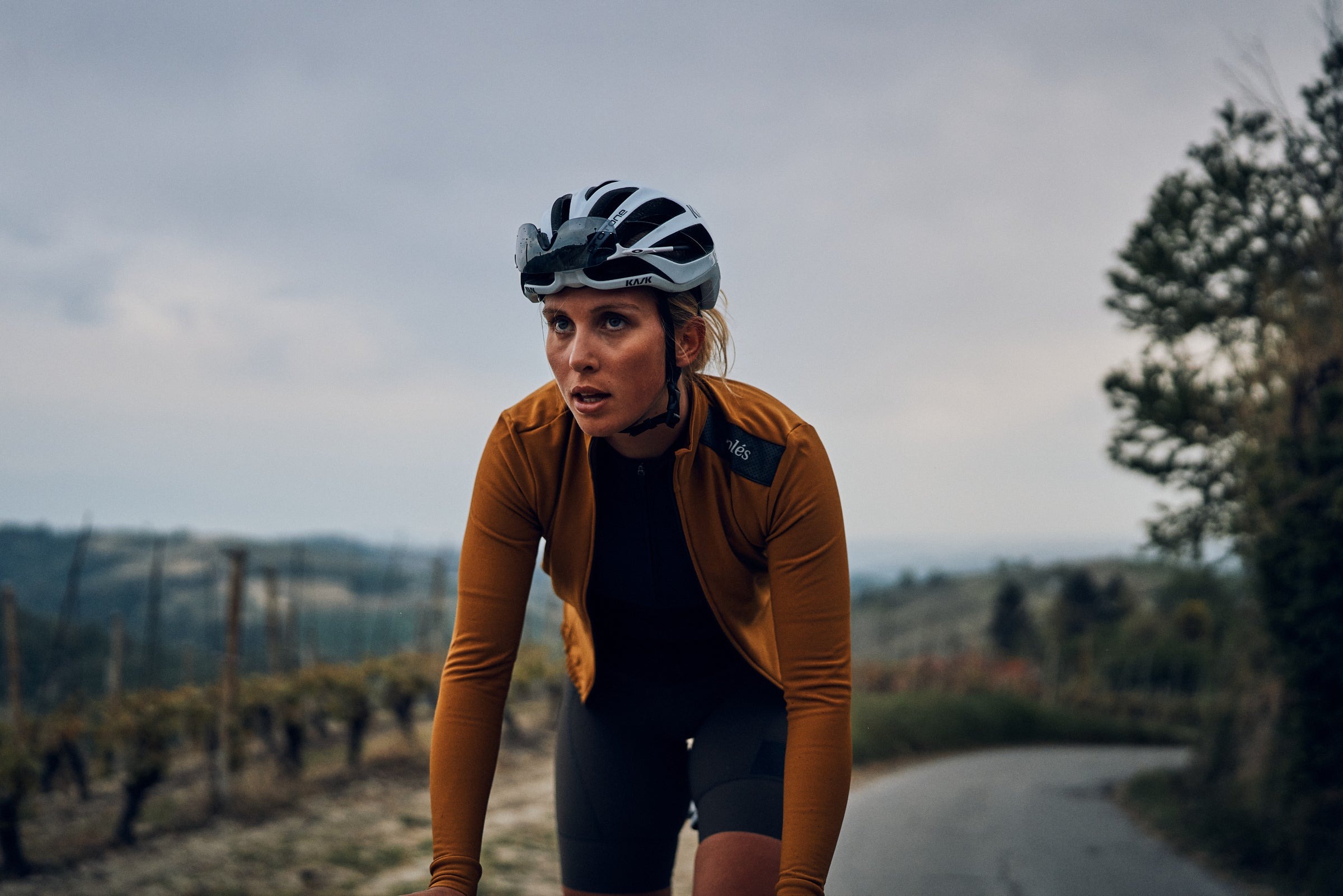 Sådan vælger du den rigtige langærmet cykeltrøje til damer